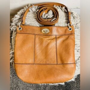 Fossil Tan Leather Shoulder Bag w/ Removable Crossbody Strap Turn-lock - Boho